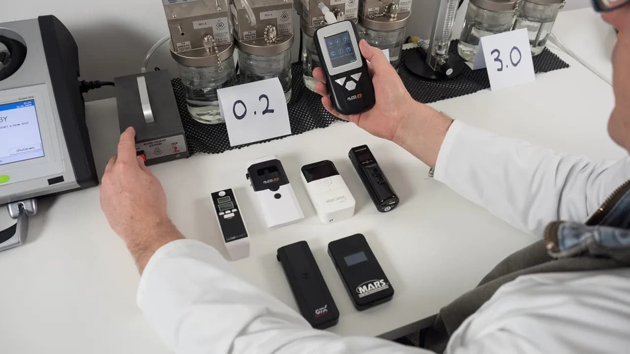 Jak dmuchać w alkomat, aby uzyskać dokładny wynik pomiaru