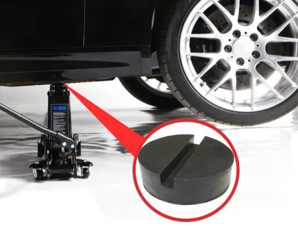 Jak podnieść auto na lewarku bezpiecznie i uniknąć błędów